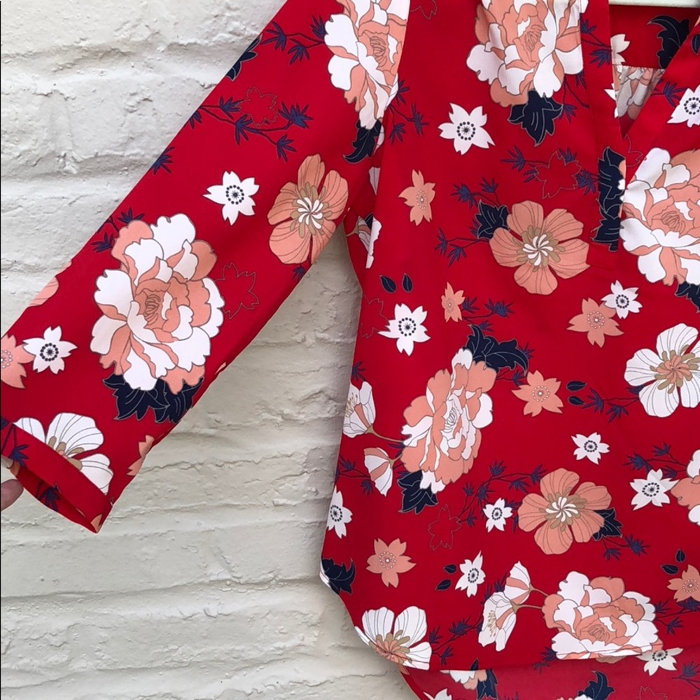 Floral blouse - Picture 3 of 4